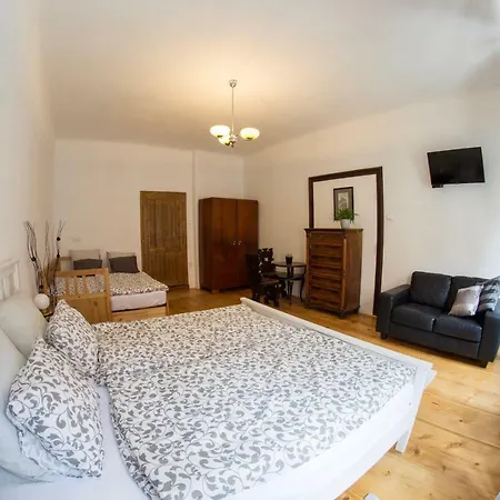Krumlov Otel 3*
